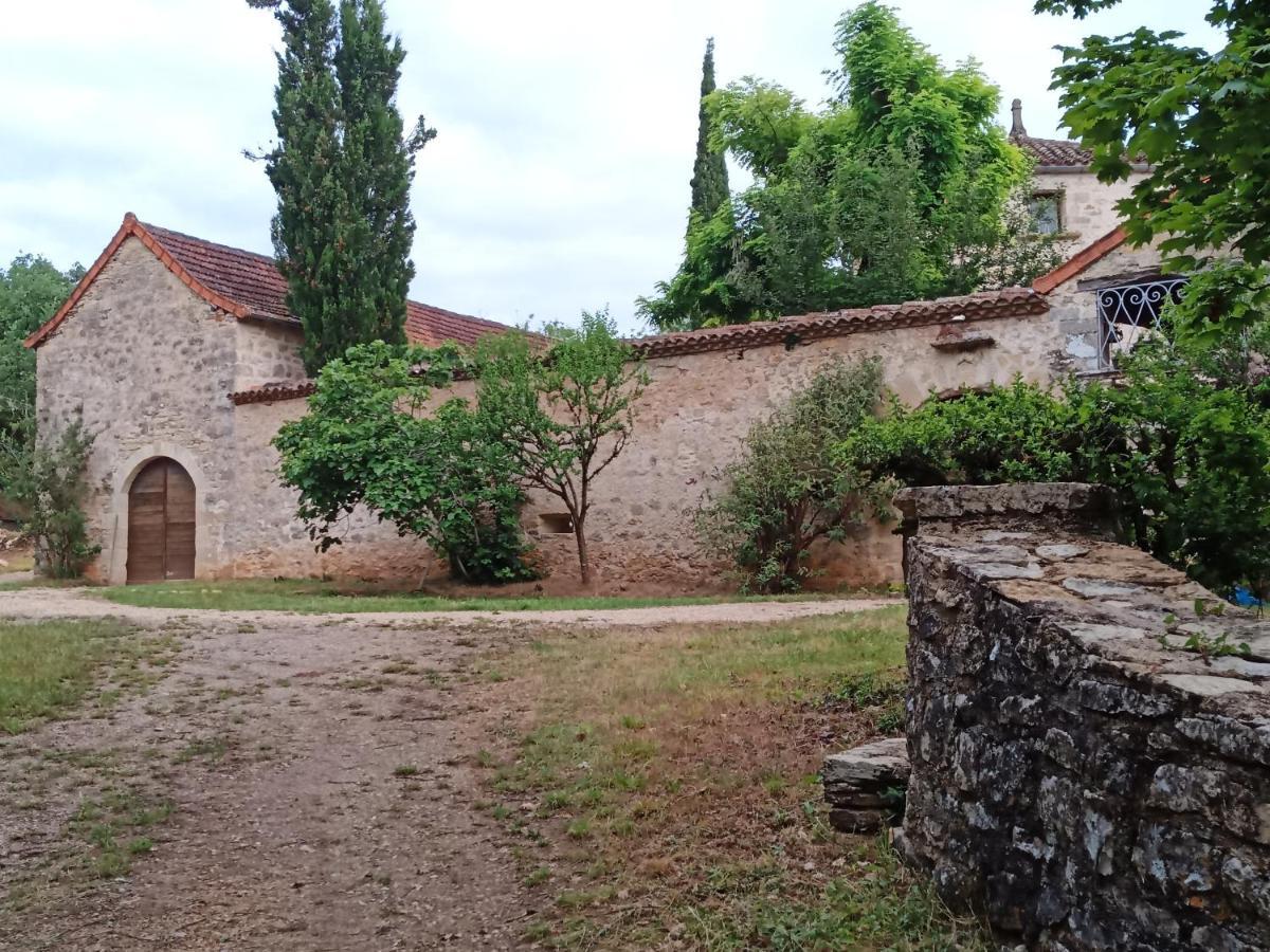 Les Granges De L Abbaye Bed & Breakfast Ginals Exterior photo